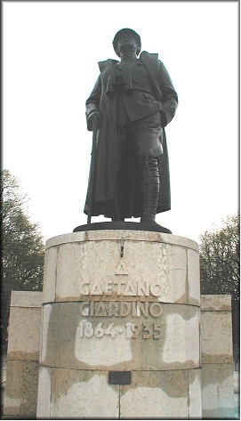 statua giardino